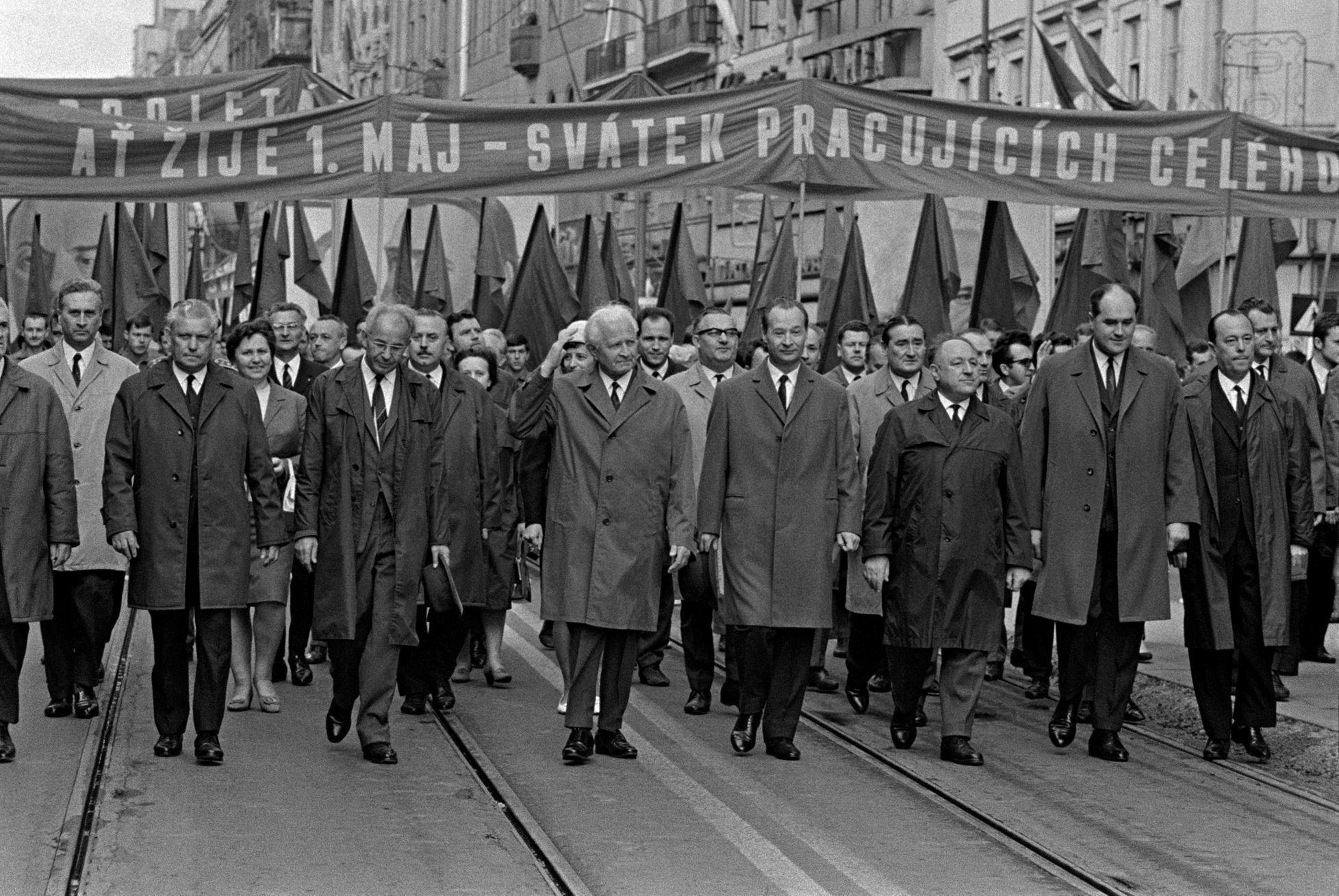The Negative Continuity of Western Foreign Policy