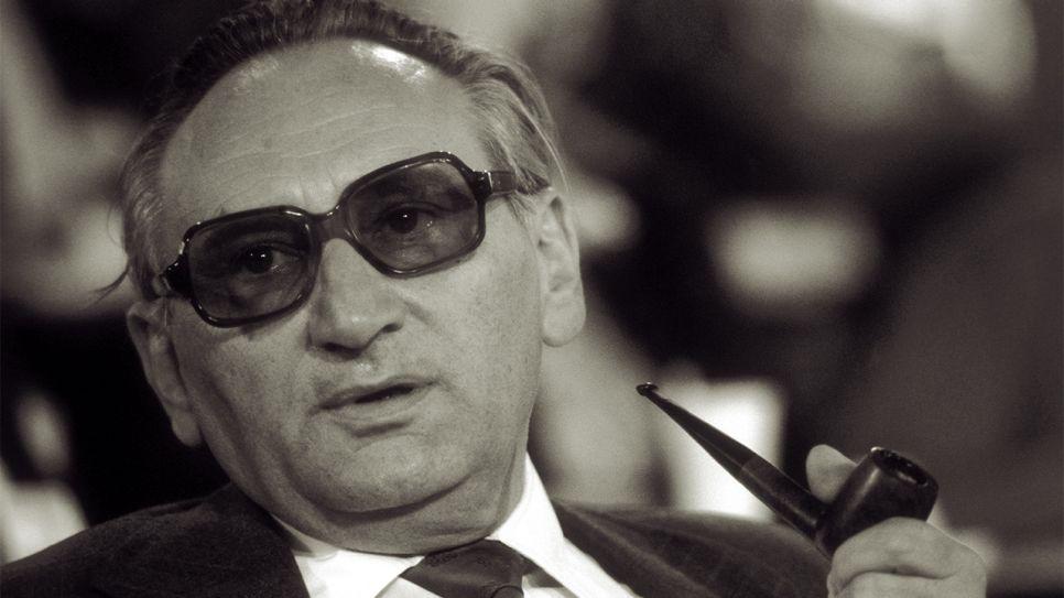 The Spectre of Egon Bahr Returns to Moscow